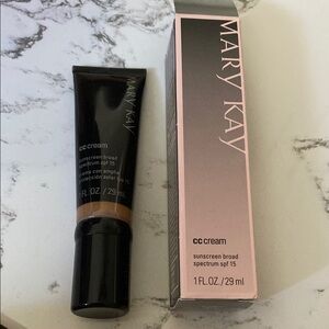 Mary Kay CC Cream - DEEP